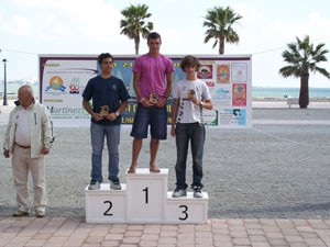 El Club de Actividades Náuticas Deportivas Escuela Municipal de Vela de Chipiona presenta nuevos éxitos de sus deportistas  en Copa de Andalucía.-