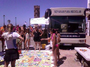 Chipiona en ruta con el bus del reciclaje