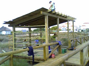 Mirador para aves en el corredor verde del litoral(Chipiona)