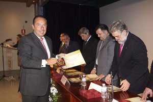 Los moscateles de César Florido galardonados de nuevo en los Premios Mezquita de Córdoba.-