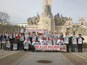 ‘Por un Horizonte Sin Molinos’ registra 11.000 firmas en Diputación contra el parque eólico marino de Chipiona