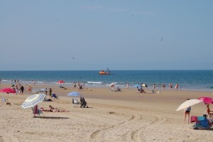 El balizamiento de las playas de Sanlúcar y Chipiona garantiza un año más la máxima seguridad de los bañistas