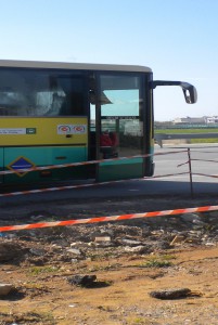 La parada de transporte escolar de la Escalereta  es insegura y podría ocasionar algún accidente