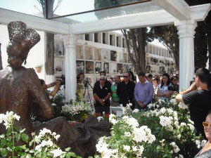 Flores para Rocío Jurado en el V aniversario de su fallecimiento