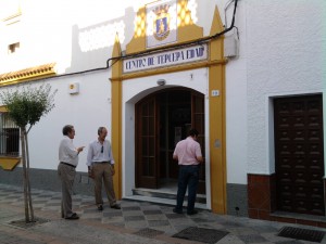 El ayuntamiento trabaja en el proyecto de instalación de un ascensor en el centro de la tercera edad