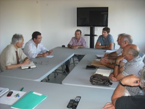 Antonio Peña se reúne con CEPSA y CANS para relanzar el futuro del centro de interpretación del camaleón