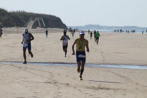 Gran éxito de participación en el triatlón de entreno celebrado el pasado domingo en las playas locales