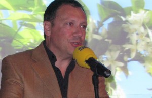 CHEVY DORADO DIRECTOR DE PROGRAMAS DE RADIO SEVILLA COMIENZA NUEVA ETAPA EN RADIO VALENCIA