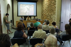 La conferencia “Un paseo por Regla (Cuba),325 años de historia, toda una lección de hermanamiento.-