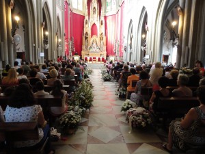 El Santuario acoge la tradicional ofrenda floral a la Virgen de Regla