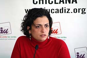 La representante de  la vicepresidencia de la Junta de Andalucía en Cádiz, Ana Rodríguez,  mantiene una reunión de trabajo con Izquierda Unida de Chipiona.