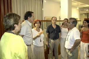 Gran éxito de público y artístico en la  exposición fotográfica de faros en Cádiz.