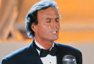 FELIZ CUMPLEAÑOS A JULIO IGLESIAS