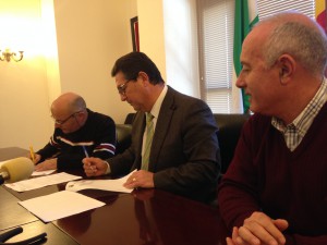 Ayuntamiento, CEPSA y CANS firman un convenio para la continuidad de las actividades didácticas en el Centro del Camaleón