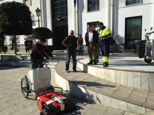 Dos nuevas máquinas modernizan la limpieza viaria de paseos marítimos y zonas peatonales