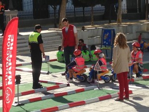 Más de dos centenares de escolares de infantil participan en la actividad Peque-seguros dentro del programa de Educación Vial