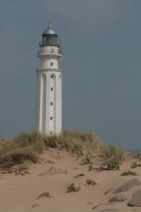 Las guerras no son cultura.(Faro de Trafalgar)