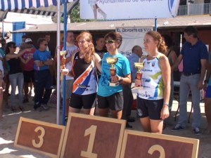 Tres atletas chipioneras consiguen los primeros puestos en féminas en el Cross Playa de Regla celebrado ayer domingo