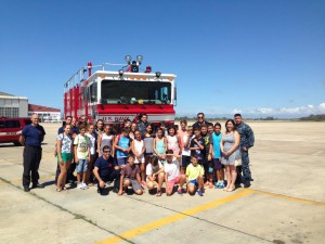 Los 18 alumnos con mejores notas en inglés finalizan su programa de actividades con la visita a la Base Naval de Rota