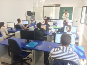 12 alumnos reciben los diplomas de un curso de iniciación a la red de Internet promovido por Fomento Económico