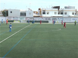 Al Chipiona se le escapan dos puntos en Mazagón faltando un cuarto de hora