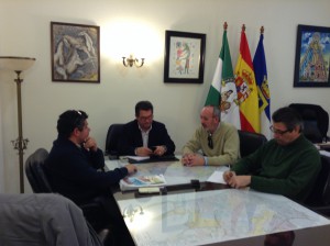 Ayuntamiento de Chipiona y Acitur trabajan en las bases para la adjudicación de las naves del vivero de empresas