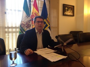 NNGG agradece al alcalde , Antonio Peña, la puesta en marcha de un nuevo plan de empleo para jóvenes.