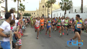 Diez mil personas han participado este año en las actividades deportivas del verano chipionero