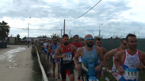 El Duatlón Cros Playas de Chipiona pudo disputarse con itinerario alternativo para la  carrera a pie