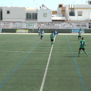 El Chipiona se trae un punto de la visita al campo del Algeciras B