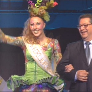 Cristina Bernal Montalbán y Ángela Montalbán Caro Perlas adulta e infantil del  Carnaval de Chipiona 2016