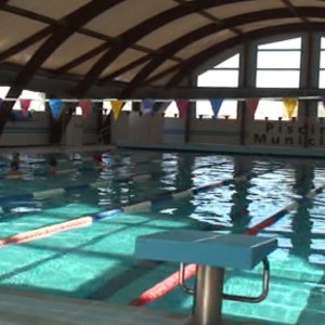 La piscina municipal de Chipiona mantuvo durante 2015 una media de usuarios cercana al medio centenar