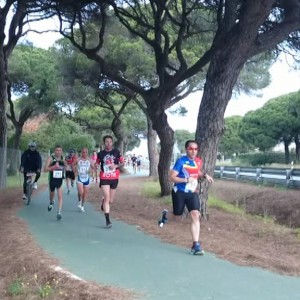 Buenos resultados de la nutrida representación chipionera en la Media Maratón Costa de la Luz