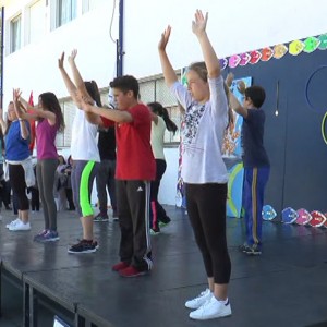 El colegio Maestro Manuel Aparcero celebra una olimpiada que promueve valores que hacer un mundo mejor