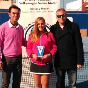 María de la O Castro campeona de la cuarta prueba del Circuito Volkwagen de tenis Solera Motor