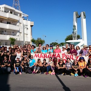 Más de un centenar de mujeres han participado hoy en la marcha del Día Internacional de la Salud de las Mujeres