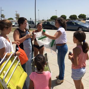 Diputación presenta la campaña ‘Playas de Cádiz, Cuídalas, Siéntelas tuyas’ en Chipiona