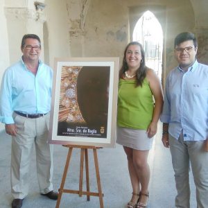 Antonio Peña y Davinia Valdés presentan oficialmente la programación y el cartel de las fiestas patronales de Nuestra Señora de Regla