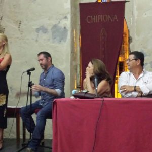 Ana María Gutiérrez Toscano elige Chipiona para la primera presentación de su segunda novela, “Una ciudad en el olvido”