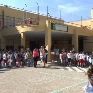 1863 alumnos de infantil y primaria han comenzado hoy el curso escolar en Chipiona