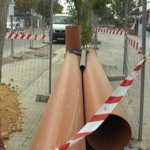 Rafael Naval afirma que la nueva conexión de la calle Flamenco solucionará el problema con las inundaciones en la zona de Los pájaros