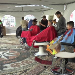 Barbería Omema consigue ciento treinta y dos juguetes a través de la iniciativa “Corte solidario por un juguete”