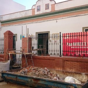 Chipiona rehabilita el edificio municipal de Las palmeras mediante el   Plan Invierte de Diputación