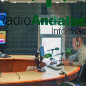 Canal Sur sale a la calle este lunes para celebrar con los andaluces el Día Mundial de la Radio