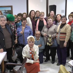 Los usuarios del centro de mayores conmemoran el 28 de febrero con un desayuno típico andaluz