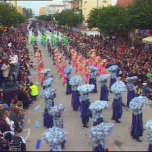 “To a úrtima hora” vuelve a erigirse en la agrupación triunfadora de la cabalgata de carnaval de Chipiona