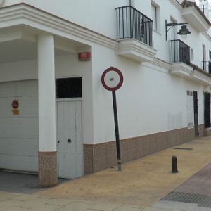 Izquierda Unida propone que los aparcamientos  municipales situados bajo la calle Ramiro de Maeztu generen ingresos