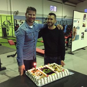 California Gym cumple un año desde su apertura y coge musculatura