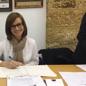 Estefania Jurado firmó ayer el convenio con Diputación para la ejecución de la Agenda Planea 2017