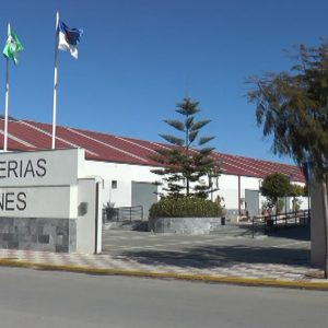 El Ayuntamiento de Chipiona ha dispuesto el Palacio de ferias y exposiciones para que los centros celebren los fines de curso